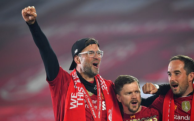 阿莱格里：普利希奇能上但福法纳不行；好奇亚沙里的运动能力（阿莱格里：普利希奇可出战，福法纳将缺阵；他也好奇亚沙里的运动能力）