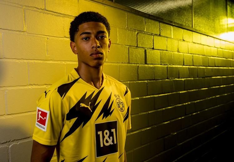 申花与津门虎历史共计交手47次，战绩为20胜17平10负（申花与津门虎历史交锋47场，战绩20胜17平10负）