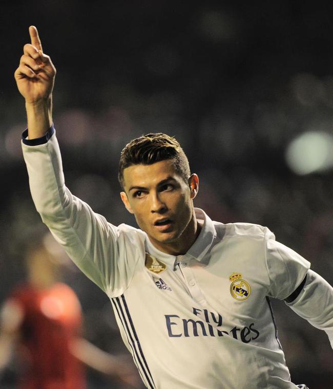 罗马公布战米兰名单：迪巴拉、多夫比克在列，弗格森伤缺（罗马公布战米兰大名单：迪巴拉、多夫比克入选，弗格森因伤缺阵）