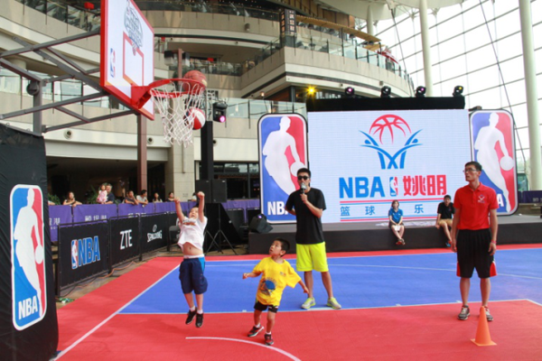 皇家马德里与西甲之间的法律战争：埃尔切的意外受益者？（皇马与西甲法庭交锋：埃尔切会否成为最大赢家？）