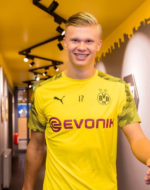 米兰旧将：迈尼昂是意甲最强门将，他不会受合同影响（米兰名宿：迈尼昂是意甲第一门将，合同不会影响他）