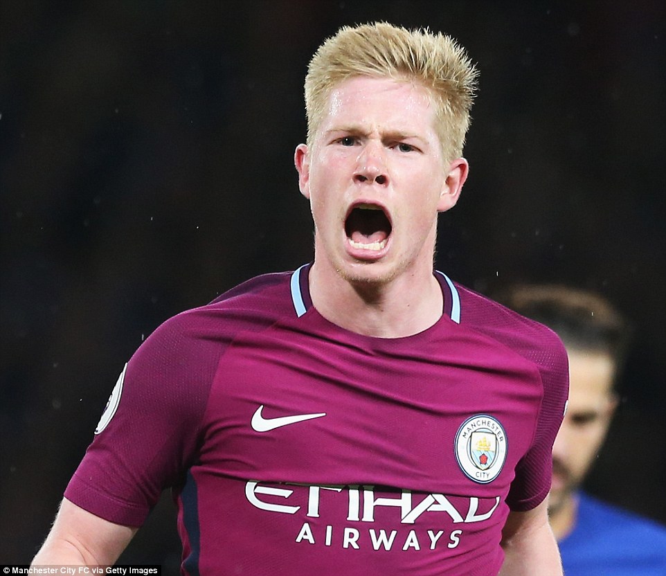 詹姆斯关键上篮助球队锁胜（詹姆斯末节关键上篮锁定胜局）