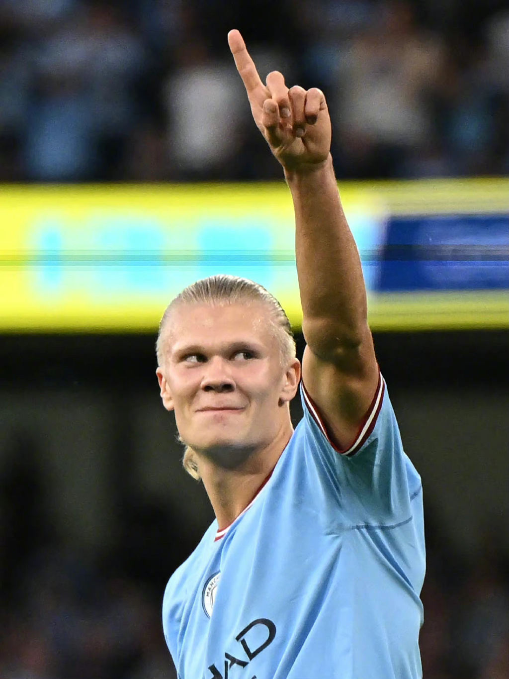 米切尔砍下48+4+4得分赛季新高，带队完成15分逆转（米切尔48+4+4刷新赛季得分新高，率队完成15分大逆转）