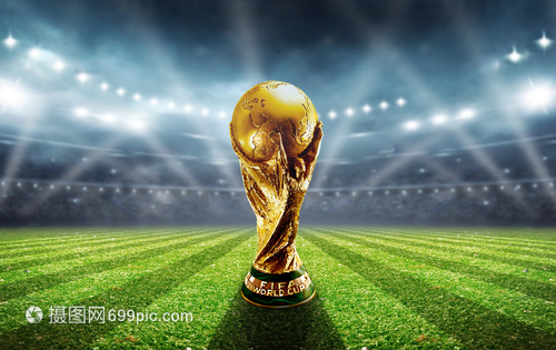 日媒：远藤航、久保建英等人在球场训练，镰田大地因疲劳单练（日媒：远藤航、久保建英参与合练，镰田大地因疲劳进行个人训练）