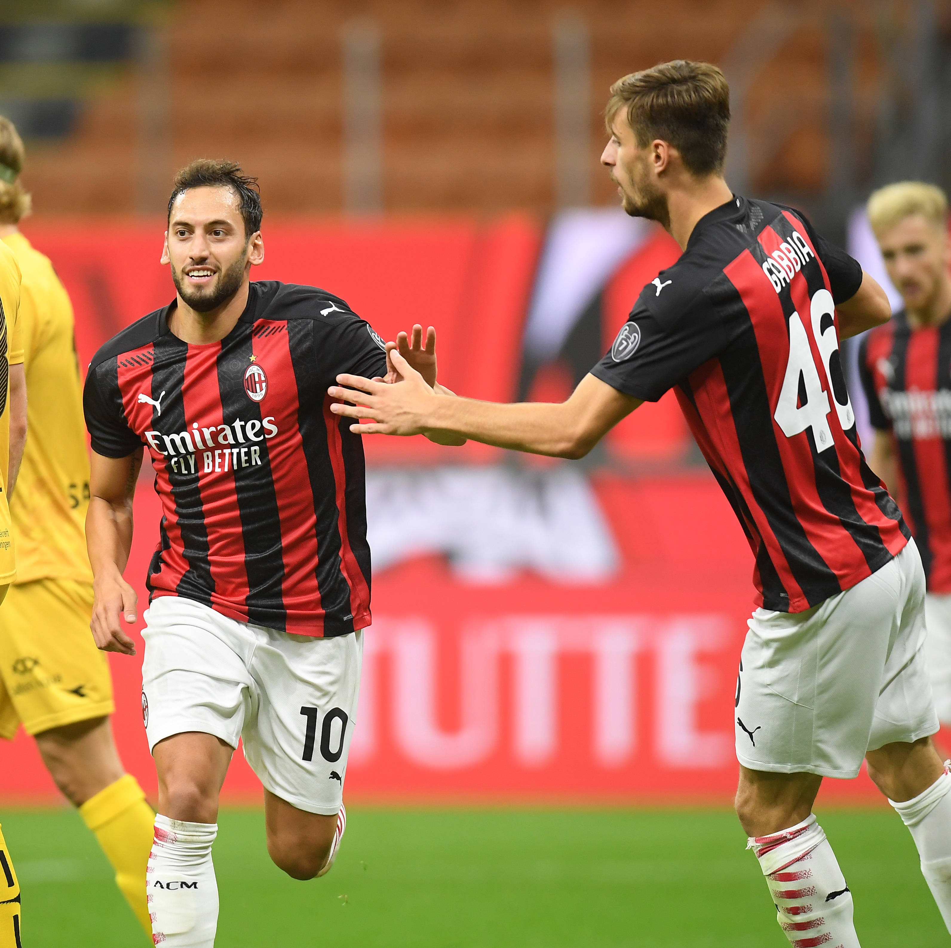 国安3-0河南平足协杯决赛最大分差，此前4场决赛曾出现3球差距（国安3-0击退河南，追平足协杯决赛最大分差，历史上曾有4场达三球差距）